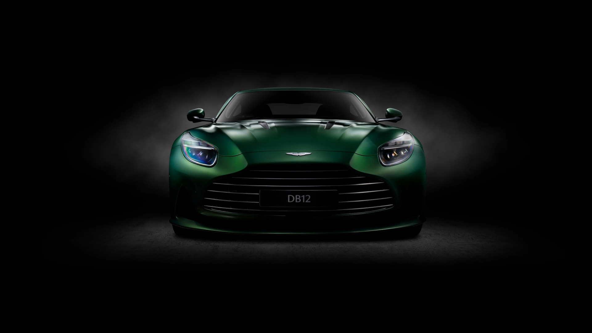 Aston Martin DB12